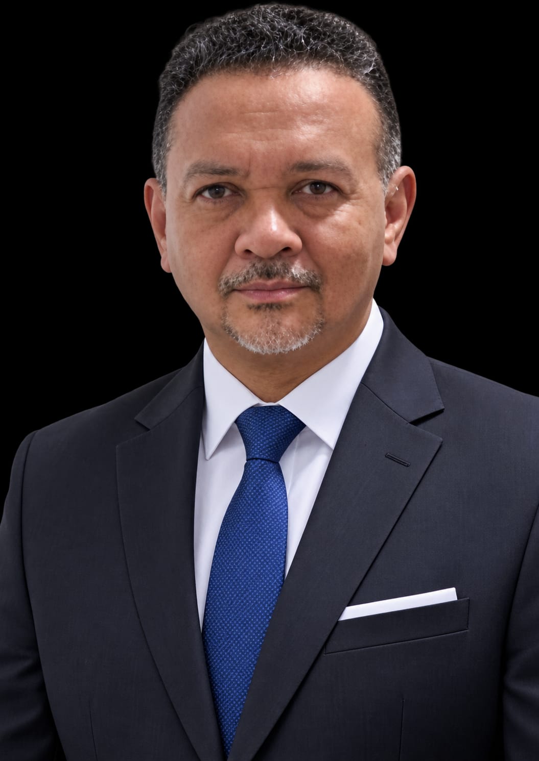 Retrato profesional de Oswaldo Granados Cerezo, Contador Público Autorizado